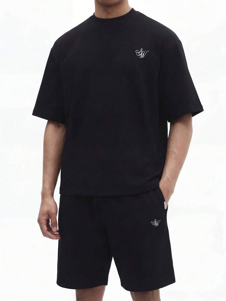 Zestaw: koszulka oversize i spodenki