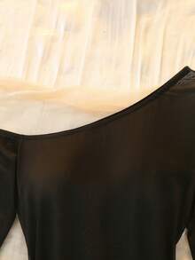 女士性感不对称露肩薄纱睡裙 - 黑色 - 查看 6