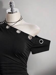 SHEIN ICON Đầm nữ cỡ lớn vai lệch, đính đá kim loại. - màu đen - Xem 5