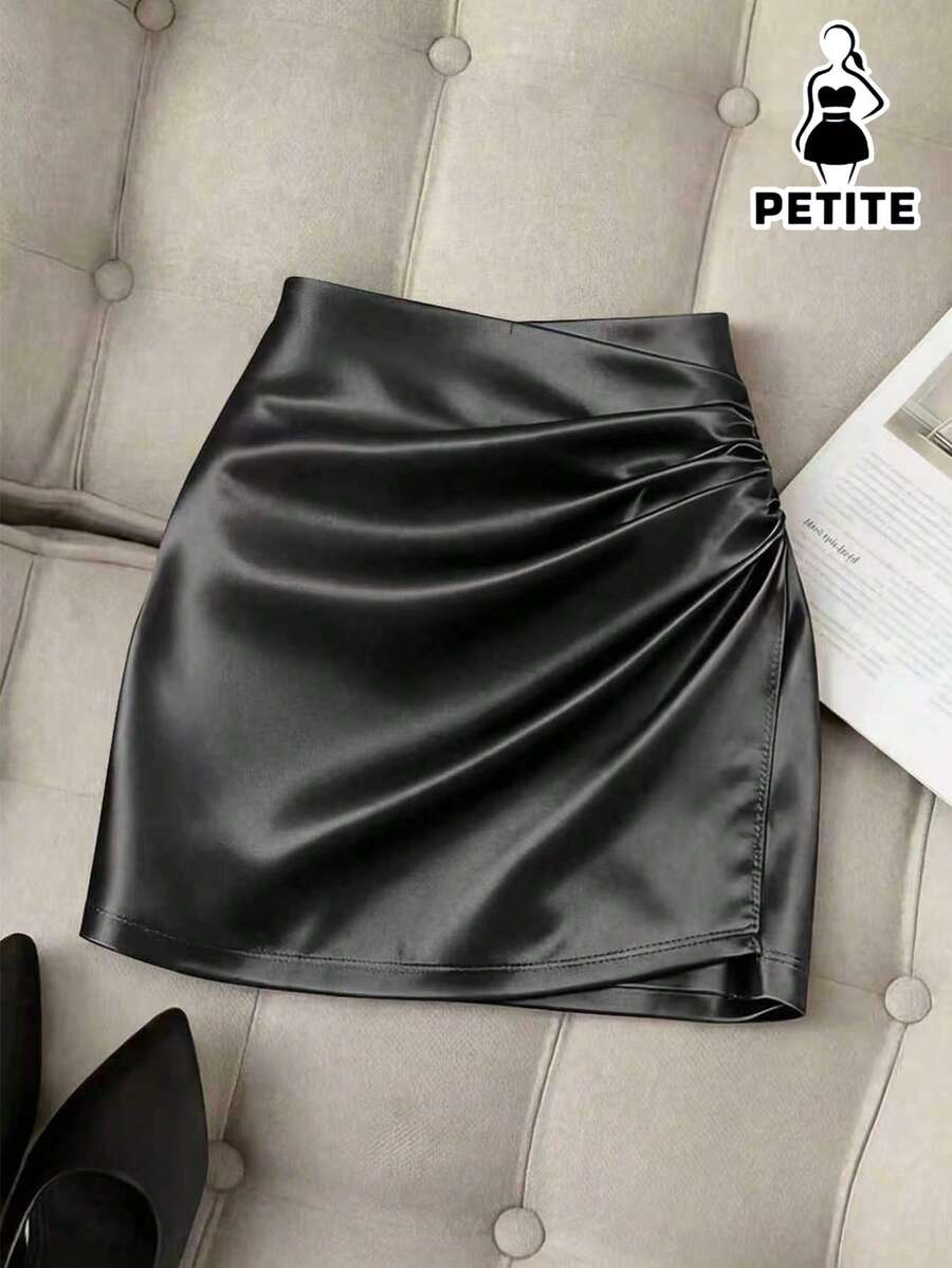SHEIN PETITE Chân váy satin xếp ly eo không đều, chân váy mini ôm sát eo cao giúp thon gọn cho nữ, mùa xuân hè, chất liệu satin, chân váy ôm sát, chân váy đi nghỉ mát, phong cách Y2K, xuân hè, tựu trường, thường ngày, đi biển, công sở, đa năng, chân váy đen thường ngày cho người nhỏ nhắn - màu đen - Xem 1