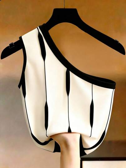 Franclia Contrasting Striped Woven Sleeveless One-Shoulder Top, Women's Vest, Women's Top, Suitable For Everyday Wear, Color-Blocked Shirt, Patterned Top, Pullover Shirt, Beach, Vacation, Summer, Summer Outfits, Spring Outfits, Women's Holiday Outfits, Beach, Beach Outfits, Graduation Ceremony, Graduation Ceremony Mom's Outfits, Women's Casual Suits, Women's Holiday Outfits, Vacation, Country Style, Country Concert Outfits, Women's Commuting Outfits, Country Concert Outfits, White Top, White Shirt, Patterned T-Shirtfestival,Formal,Business,Graduation Season Attire, Fashionable Casual Commuter Wear, Business Office Wear, Versatile And Stylish Everyday Casual Wear, Urban Teacher's Professional Attire