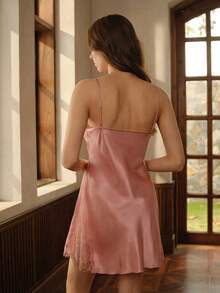 SilkySpell Váy ngủ có nơ ren tương phản Satin Cami Pyjama phía trước - Màu Hồng baby - Xem 2