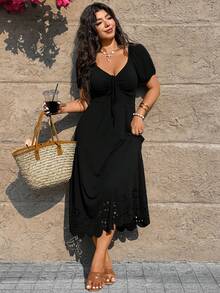 Breezaya 大码女士优雅时尚灯笼袖褶皱抹胸设计花卉刺绣A字下摆纯色针织连衣裙 - 黑色 - 查看 7