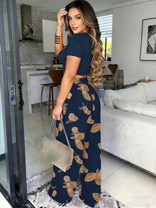 VaVaBold Women's Summer Casual Solid Color Cropped T-Shirt & Floral Print Pants 2-Piece Set - Navy Blue - View 2