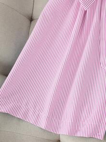 Franclia Mono corto casual de rayas azules con cintura ceñida, mangas cortas, cuello de solapa y bordado elegante minimalista francés para mujer, primavera/verano - Rosa - Ver 3