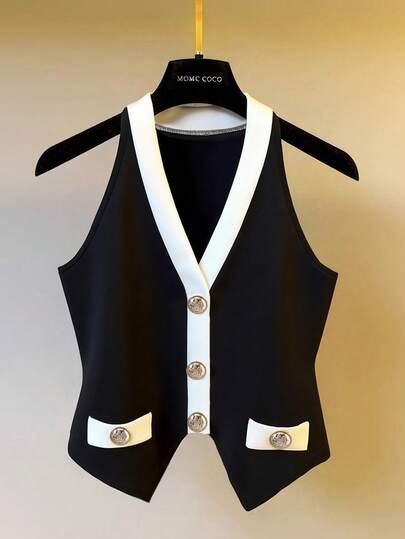 GlowEve CURVE Plus Size Colorblock Button Decor Sleeveless Tank Top