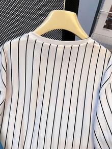 SHEIN 青少年男童休闲舒适时尚百搭条纹短袖T恤短裤套装，适合日常穿着、上学、郊游、运动、度假和聚会。 - 藍色 - 查看 5