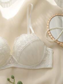 Áo ngực cúp 3/4 nâng đỡ, có gọng, màu trắng thêu họa tiết, kiểu balconette thoải mái, điểm nhấn là nơ, thiết kế lưng hình bướm lãng mạn dễ thương. - trắng - Xem 4