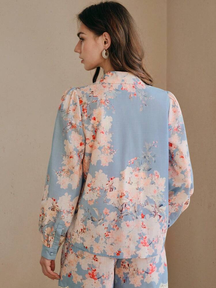 Elegant Women's Lantern Sleeve Blouse With Printed Pattern, Suitable For Spring And Festivals