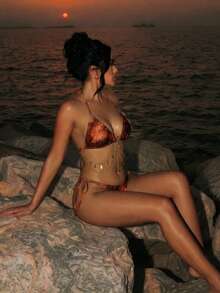 Sirith 春假扎染印花链条装饰吊带泳衣套装 - 橘色 - 查看 3