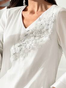SHEIN Najma Vestido de estilo árabe con cuello en V, mangas con volantes y bordados florales para mujer, primavera/verano - Blanco - Ver 3