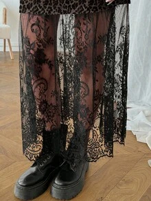 SHEIN LUNE 女士休闲纯色蕾丝拼接无袖长裙，适合日常穿着、通勤，时尚百搭，春夏皆宜。这款连衣裙适合春假和夏季穿着，款式多样，包括休闲长裙、外出连衣裙、夏日连衣裙等。黑色款适合日常穿着、通勤、夏季穿着等多种场合。 - 彩色 - 查看 5