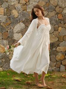 Snug Reverie 荷叶边褶皱前襟吊带睡衣套装/睡袍套装，白色，舒适优雅，秋冬服装。 - 白色 - 查看 9