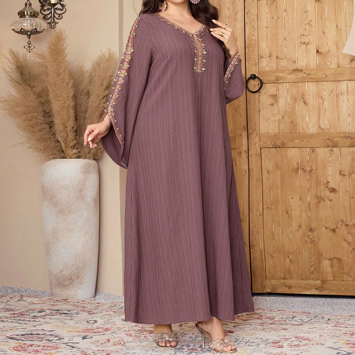 Plus Size Women's Elegant Embroidered Turkish Maxi Dress & Arabic Traditional Abaya