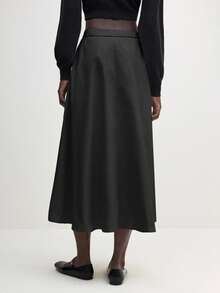 BizChic Chân váy chữ A cơ bản dành cho nữ, đa năng, phù hợp đi làm, công sở, thường ngày, trang phục công sở thanh lịch. - Màu xám đen - Xem 4