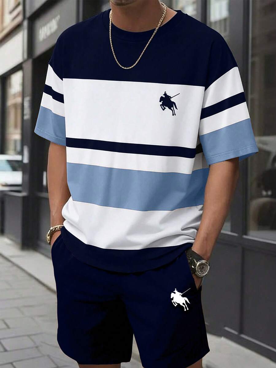 SHEIN Bộ 2 món dành cho nam thiếu niên, gồm áo thun ngắn tay in sọc thời trang và quần short thể thao đơn giản, phù hợp cho mùa hè và nhiều mùa khác. - Màu xanh lam - Xem 1