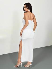 SHEIN PETITE 女士纯色扭结前襟连衣裙，适合春假、圣帕特里克节、复活节等场合，也可作为演唱会服装穿着。风格优雅，适合度假、商务休闲等各种场合，兼具西部风、可爱、波西米亚风、乡村风、端庄风、街头风、热带风、辣妹风、碎花风和露背设计。 - 白色 - 查看 7