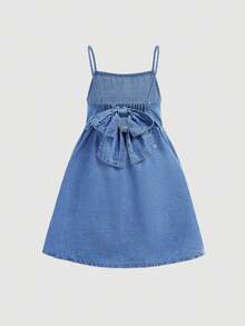 Maija Kids Maija Kids 蓝色可爱蝴蝶结牛仔吊带连衣裙，适合小女孩穿着，春夏休闲度假乡村波西米亚风，沙滩装，春假装，派对装，牛仔连衣裙 - 中等水洗藍 - 查看 3