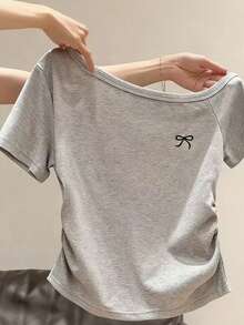 Elladie kids Blusa de manga corta con hombro asimétrico y estampado de mariposas para niñas preadolescentes, casual y cómoda para primavera/verano, conjunto de verano versátil adecuado para actividades al aire libre, picnics, fotografía callejera, vacaciones, días festivos y regalos - Gris - Ver 3
