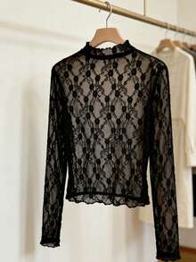 FRIFUL Blusa ajustada de manga larga con cuello de encaje transparente y elegante, top de mujer para primavera - Negro - Ver 5