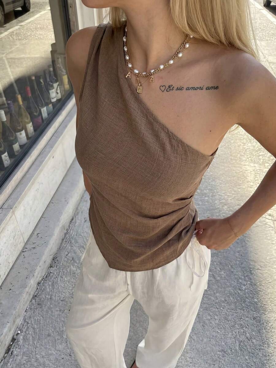 Firerie 女士优雅简约日常通勤衬衫，浅棕色卡其色不对称肩部褶皱不对称下摆修身上衣，度假装、时尚百搭、机场穿搭、复古风格、工作装 - 棕色 - 查看 1