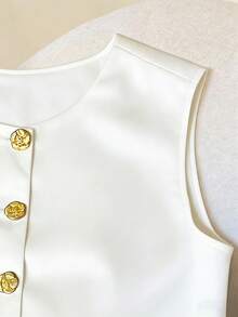 Gilet senza maniche elegante e casual da ragazza pre-adolescente, con collo tondo e bottoni dorati, stile vintage - Bianco - Visualizzare 4