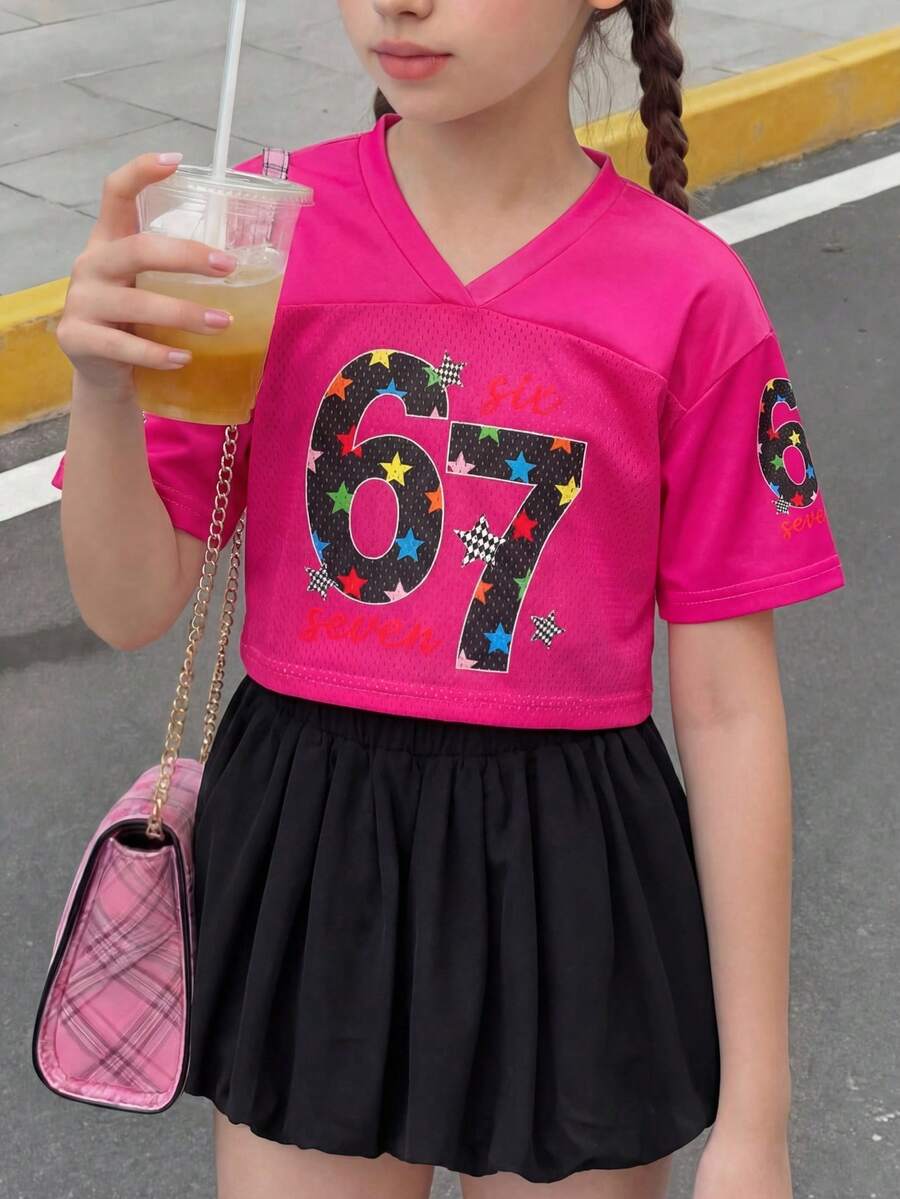 SHEIN 两件套少女休闲数字67蝴蝶结印花短袖圆领T恤和灯笼短裤套装,适合夏季穿着,印花T恤,黑色衬衫,休闲圆领印花短袖T恤,Y2K风格,上衣,黑色上衣,Y2K服装,舒适的秋冬款式,秋季新款,冬日优雅,度假风情,澳洲冬季时尚,轻松舒适 - 玫紅色 - 查看 1