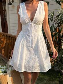 Livesso Sleeveless V-Neck Midi Dress For Women, Vacation Summer - White - View 4