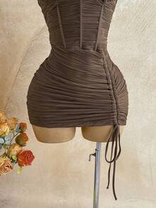 Soleia 女士针织镂空抽绳露背性感迷你连衣裙，适合派对、约会、情人节、复活节、狂欢节、下午茶、海滩、邮轮、秋冬季城市度假、感恩节和新年等场合。 - 咖啡棕 - 查看 3