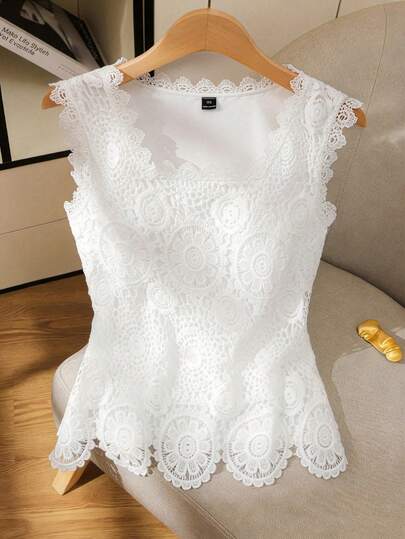 GlowEve CURVE Plus Size Fashionable Hollow Lace Elegant Casual Camisole