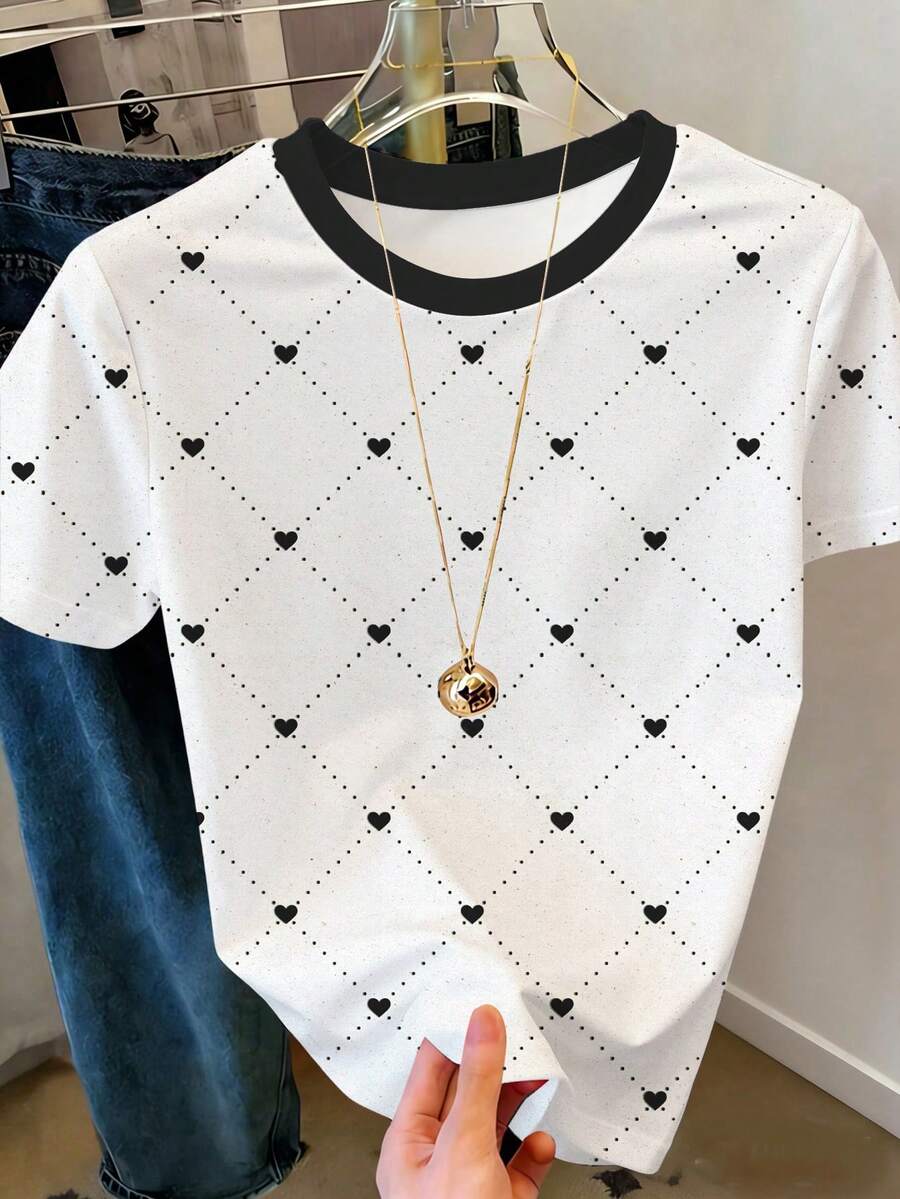 少女圆领爱心印花短袖T恤,适合夏季休闲、上学、运动、户外、野餐、街头风、居家穿着。 - 彩色 - 查看 1