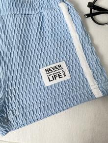 SHEIN Playful Pals 2件套男婴休闲时尚简约字母拼接细节实用条纹饰边罗纹无袖Polo领灰色针织背心和针织短裤套装，适合夏季居家休闲、户外运动和日常穿着，儿童服装，幼儿服装，婴儿套装，男婴套装，婴儿Polo衫，幼儿背心，幼儿短裤，婴儿套装，3个月-3岁 - 淺藍色 - 查看 6