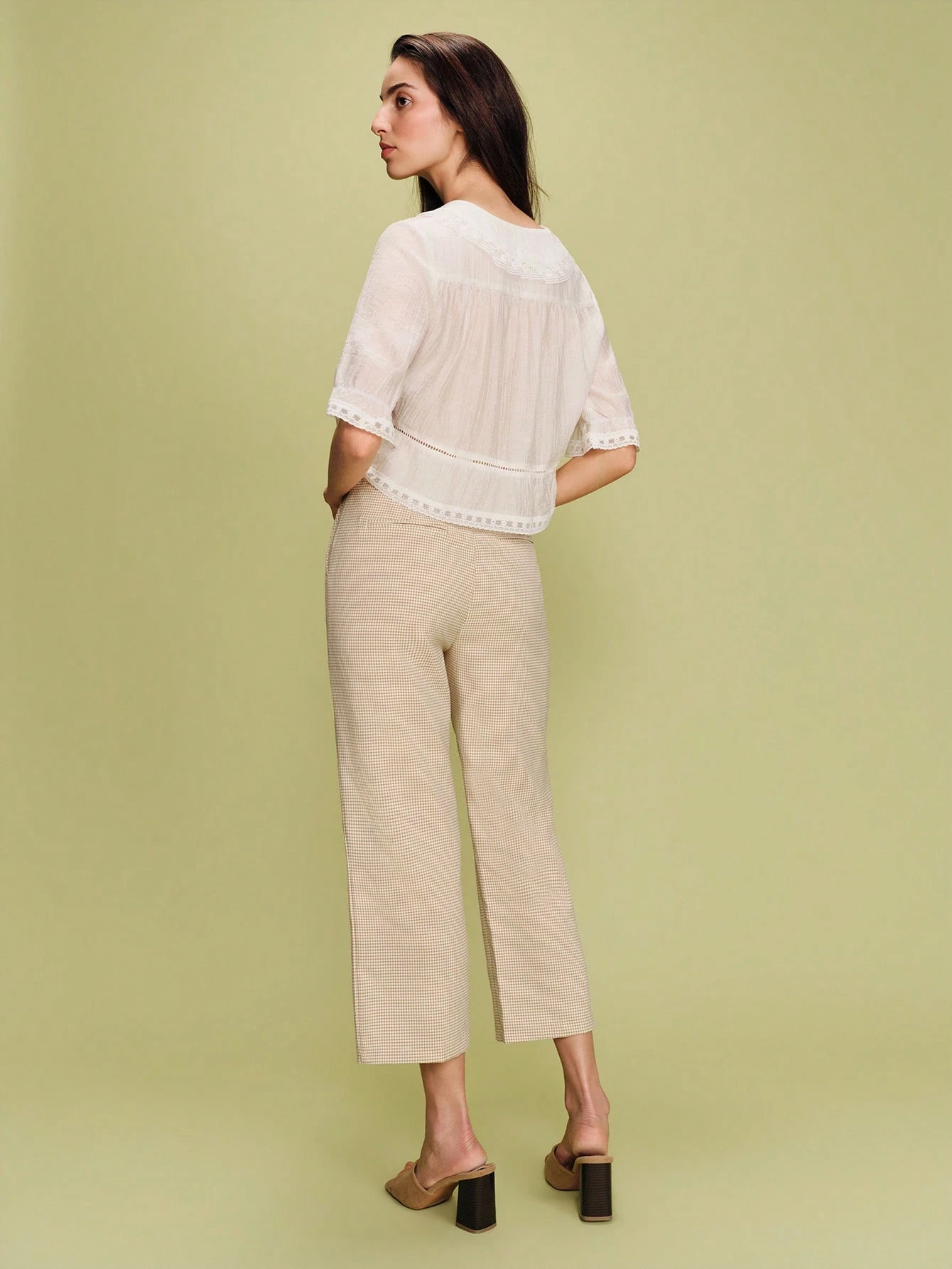 High-Waisted Cropped Straight Leg Checked Trousers Spring Summer Vintage Style Business Casual French Style Parisian Style Plaid Pants Straight Cut Pants For Women Business Casual Woman Pant Office Outfits For Women Pants High Waisted Pants For Women