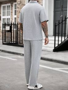 Manfinity CasualCool 男士休闲度假日常复古短袖Polo衫，户外旅行必备，馈赠亲友佳品 - 灰色 - 查看 2