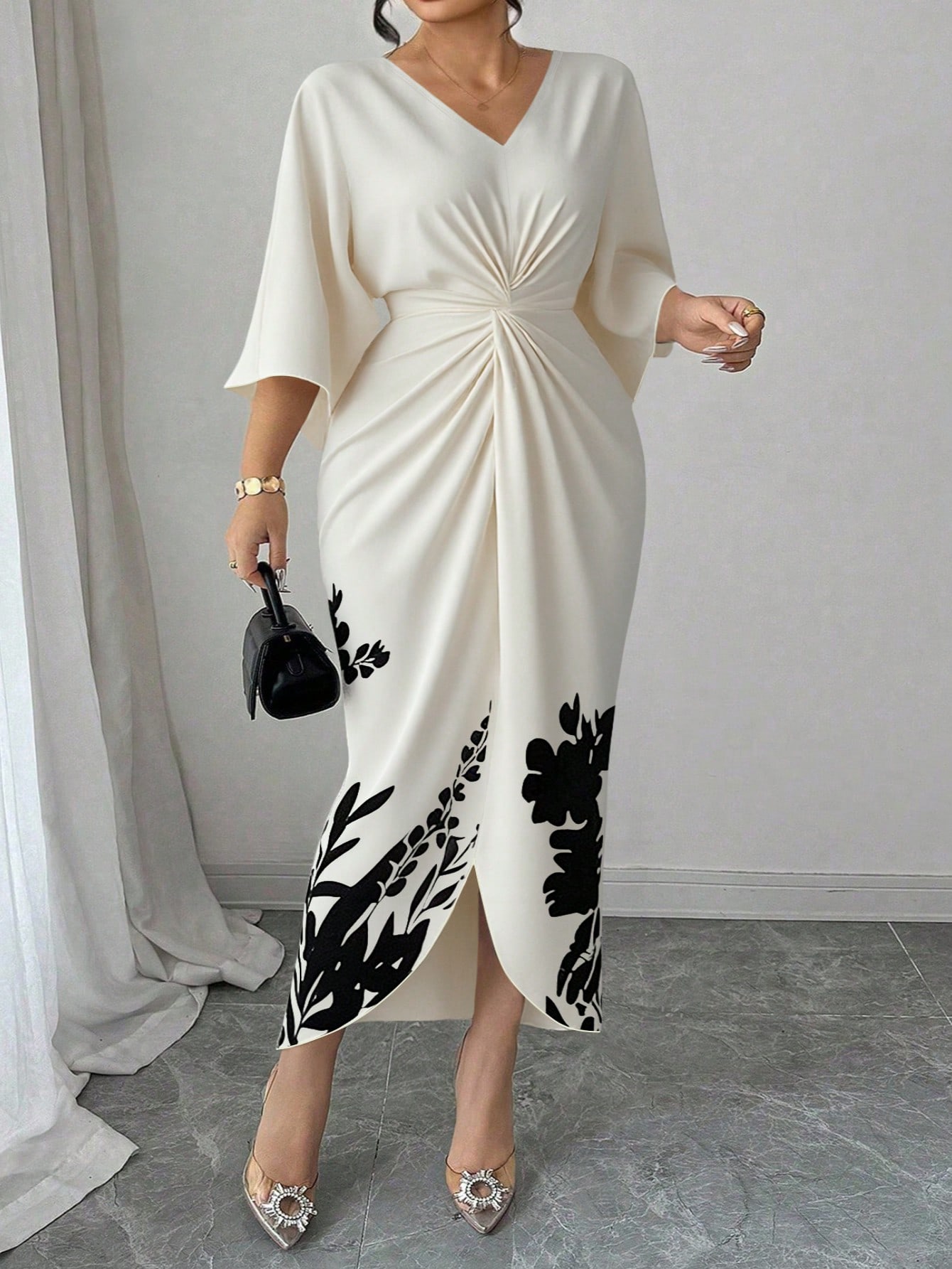 SHEIN CURVE+ فستان نسائي أنيق مطبوع بزهور مع تصميم...