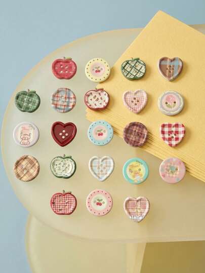 Joivida 30 Adet Estetik Vintage Ekose Kalp Düğme, Karışık Şekilli Büyük Düğmeler, Günlük Süsleme İçin Kendin Yap El Sanatı Aksesuarları