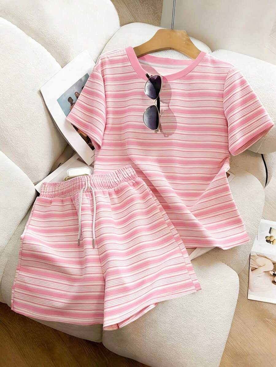 Resyla Ladies' Pink Striped Floral Round-Neck Long-Sleeved Casual Loose T-Shirt And Shorts Set, Suitable For Summer, Casual And Versatile Style, Fashion , Stylish Set, Beautiful Set, Gift For Siblings, Gift For Sisters, Gift For Mom, Mother's Day Gift, Casual Yet Fashionable Set - Pink - View 1