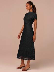 COSMINA 棕色蕾丝短袖连衣裙，腰部系带，女士夏季连衣裙，适合约会和日常穿着。 - 黑色 - 查看 5