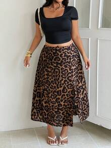 SHEIN EZwear Plus Size Chocolate Brown Summer Classy Sexy Vacation Solid Color Cropped T-Shirt And Leopard Print High Slit Skirt 2-Piece Set,Elegant,Work Vacation - Multicolor - View 4