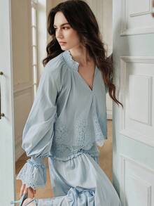 Anewsta 春夏新款度假套装，手工荷叶边镂空蕾丝边浪漫优雅女士衬衫 - 藍色 - 查看 4