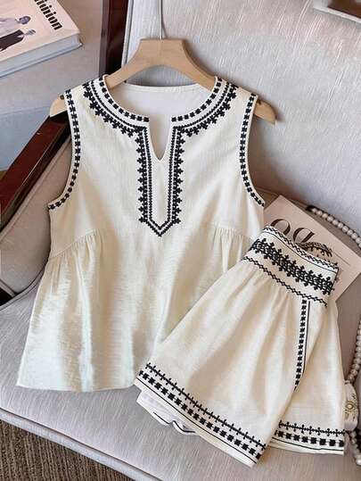 GlowEve 2026 Summer New Apricot Vacation Casual Round Neck Sleeveless Shirt + Wide Leg Shorts Contrast Color Placement Print 2 Pieces Set