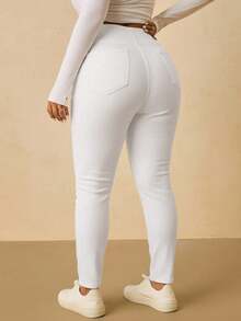 SHEIN Tall CURVE Plus Size Casual Daily Solid Color V-Waist Slant Pocket Skinny Jeans - White - View 2
