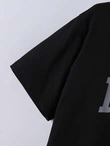 SHEIN Mirajuku 男童印花黑色短袖T恤和米色工装裤两件套休闲套装，春夏款 - 灰色 - 查看 3