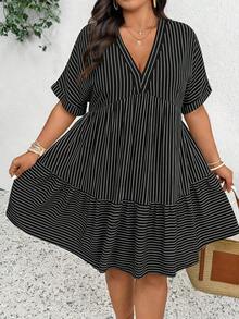 SHEIN Frenchy 大码休闲条纹蝙蝠袖连衣裙 - 彩色 - 查看 4