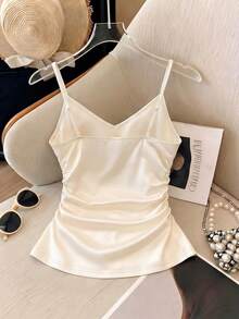 SHEIN Franclia Hàng mới về mùa Xuân/Hè: Áo hai dây không tay màu trắng satin xếp ly cao cấp, thanh lịch dành cho nữ, áo hai dây mùa Xuân/Hè, áo vest gợi cảm dành cho nữ, áo không tay, trang phục mùa xuân, trang phục mùa hè, áo trắng nữ, áo hai dây trắng nữ, áo hai dây satin nữ. - Màu be - Xem 2