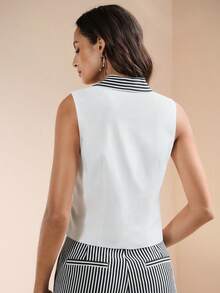 Arave 女士梭织V领无袖修身休闲通勤都市西装外套，白色上衣 - 黑與白 - 查看 6