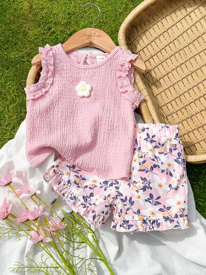 SHEIN Vintaside Kids Conjunto de chaleco y pantalones cortos de jacquard lindo para niñas, primavera/verano