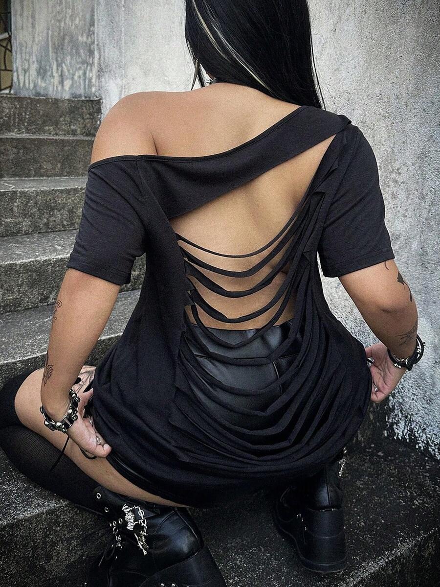 Flirla Plus Size Women Solid Color Casual Sexy Asymmetrical Shoulder Hollow Back T-Shirt - Black - View 1