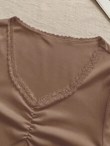 Rina Fox 女士时尚休闲优雅可爱别致条纹蕾丝拼接长袖T恤 - 巧克力棕 - 查看 4