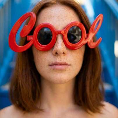 Joivida 1个趣味新奇派对眼镜 – 生日搞怪拍照道具，滑稽装饰玩具，适合自拍和派对礼品